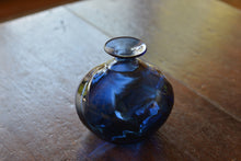 Load image into Gallery viewer, 花瓶(丸) / 長師器
