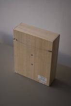 画像をギャラリービューアに読み込む, Relief tile L / 小駒真弓
