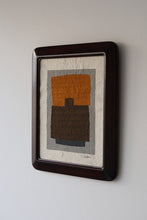 Load image into Gallery viewer, 染絵額 かみ合う (マホガニー /  大)  / 名取敏雄
