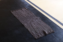 Load image into Gallery viewer, Allo ヒマラヤオオイラクサ 自然布 (車輪梅＋泥染) M  / mrak
