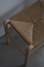 画像をギャラリービューアに読み込む, N'スツール / 田澤祐介
