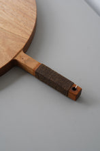 画像をギャラリービューアに読み込む, カッティングボード丸 300 / 藤崎均
