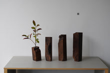 画像をギャラリービューアに読み込む, 花器 (クラロウォールナット) / 藤崎均
