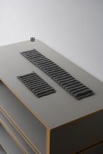 画像をギャラリービューアに読み込む, 二重織中綿入マット大 墨 / 高見由香
