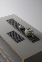 画像をギャラリービューアに読み込む, 二重織中綿入マット大 墨 / 高見由香
