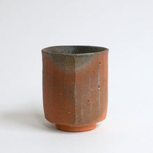 Load image into Gallery viewer, 備前面取ぐい呑 / 森本仁
