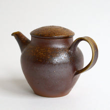 Load image into Gallery viewer, 備前茶壺 / 森本仁
