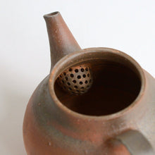 Load image into Gallery viewer, 備前茶壺 / 森本仁
