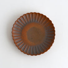 Load image into Gallery viewer, 備前輪花皿M / 森本仁
