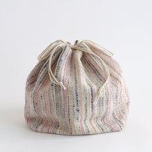 画像をギャラリービューアに読み込む, 合切袋 (羊毛：コチニール / 藍)  / 滝沢都
