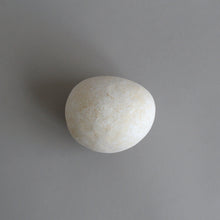 画像をギャラリービューアに読み込む, はりこ石小4(がさ) / 備中和紙
