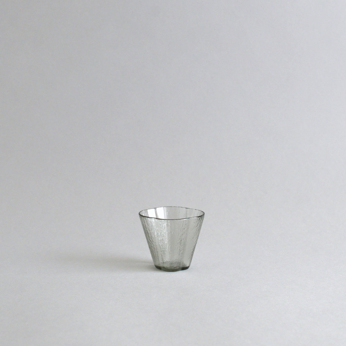 【新品未使用】　小林裕之・希　ガラス片口 小林裕之・希の六角まる片口（2色）- poooL (online shop)