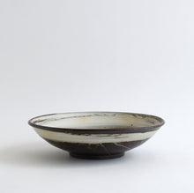 Load image into Gallery viewer, はけ目大皿 / 山田隆太郎
