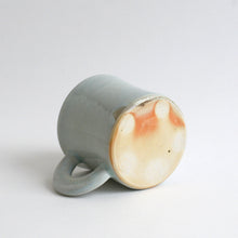 Load image into Gallery viewer, 白土マグカップ / 山田隆太郎
