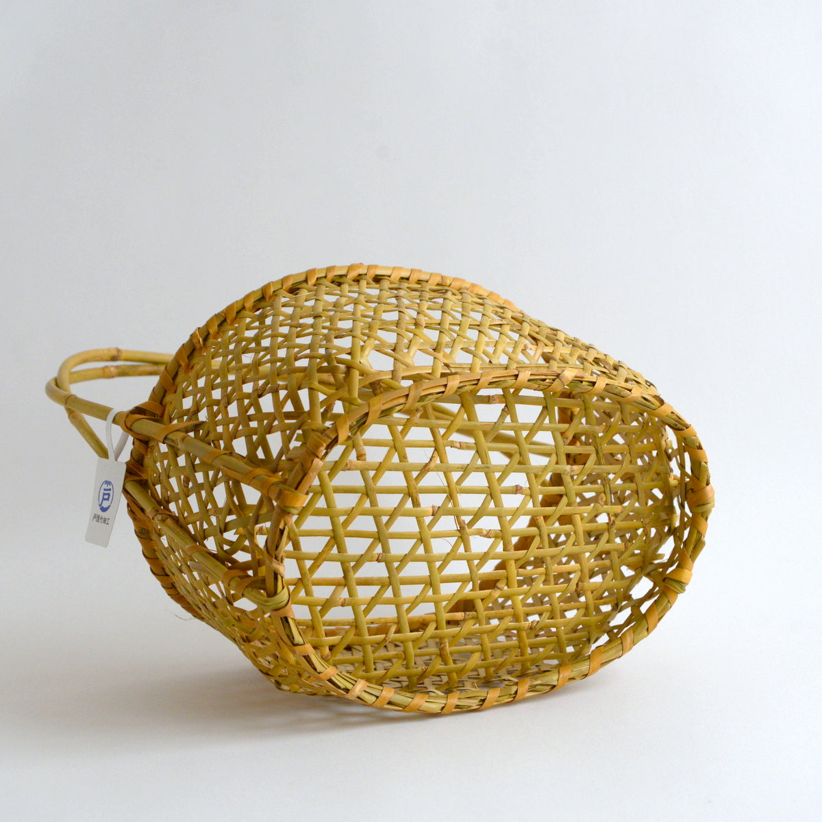 長野県戸隠 / 根曲り竹 買物篭 中 – toutou online