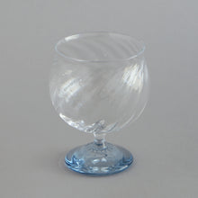 画像をギャラリービューアに読み込む, GRICEワイングラスφ70ｈ105 / Hiroy Glass Studio
