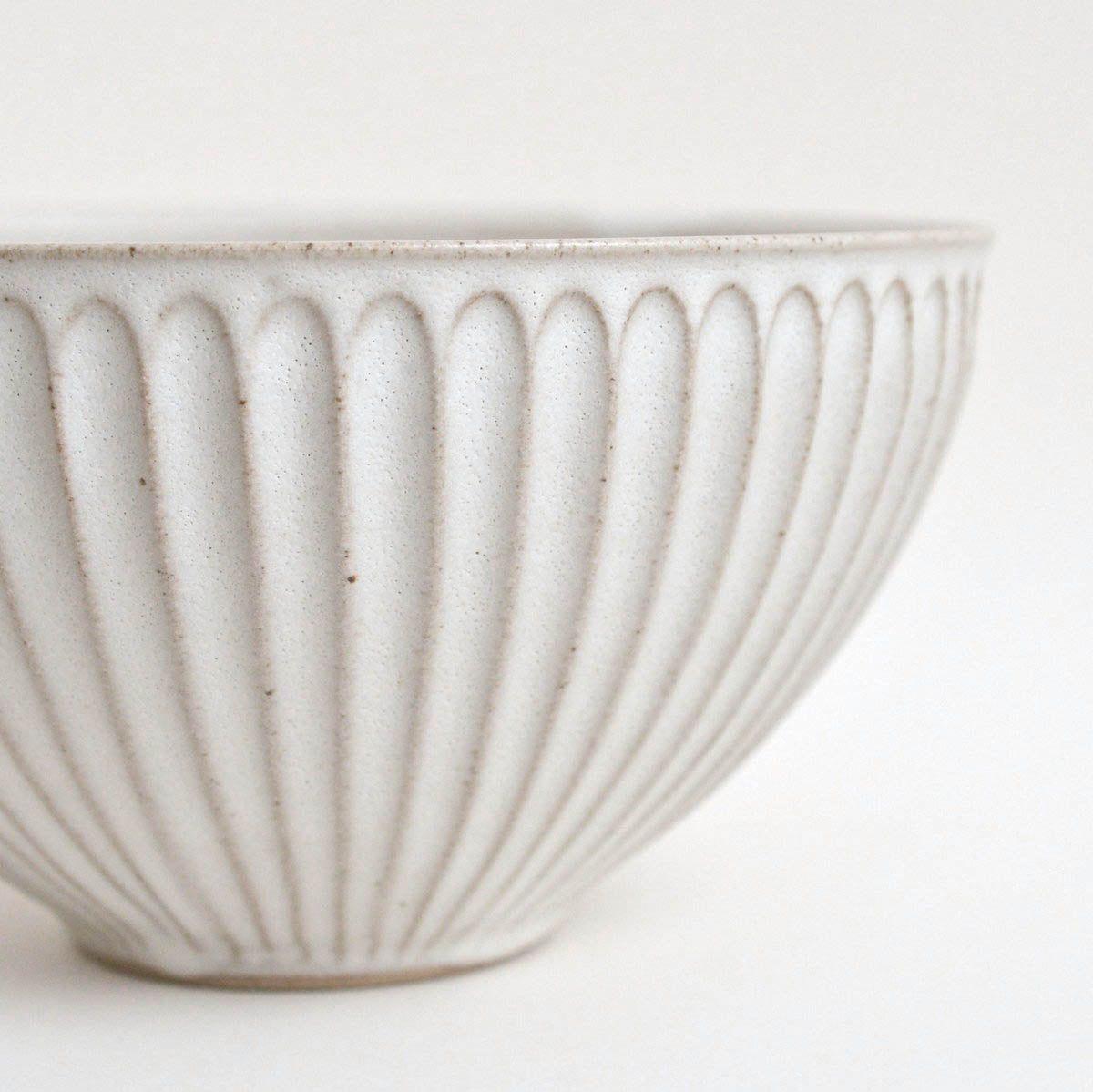 北岡幸士　陶器ピッチャー 北岡幸士 / 5.5寸皿 | GOOD NEIGHBORs